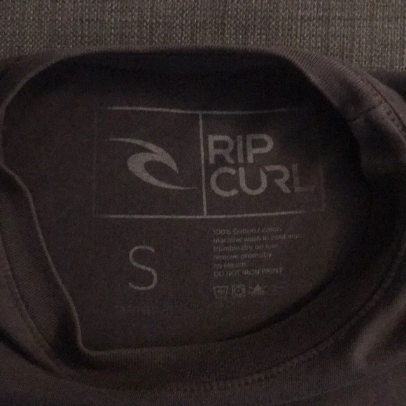 Men's Small Ripcurl Grey Palm Fronds Pocket Tee - Picture 2 of 4